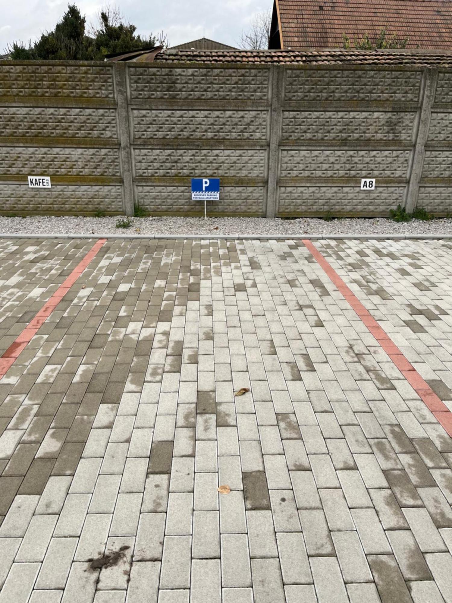 Maja Apartman Dunajská Streda Exterior foto